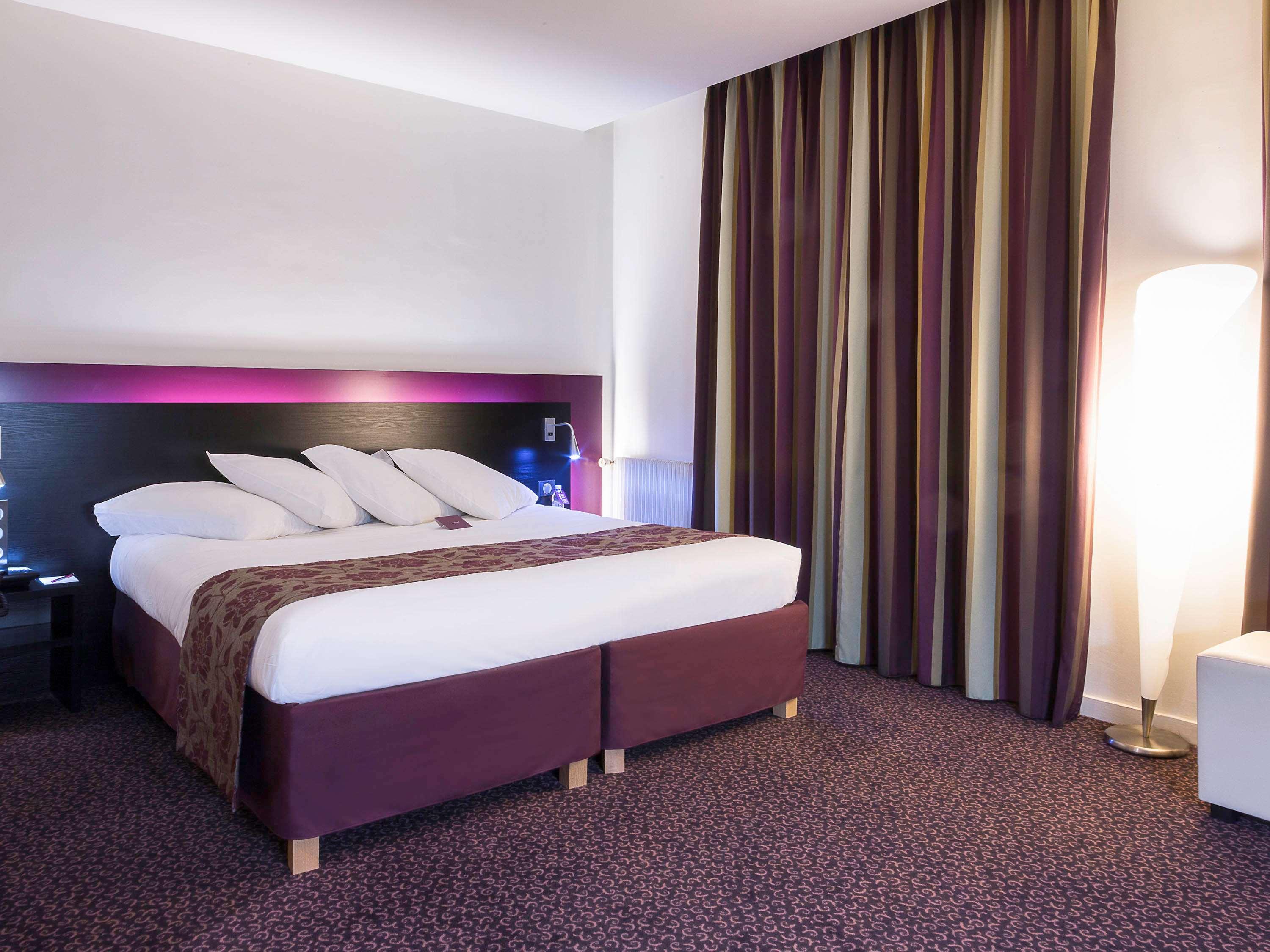 Mercure Lille Roubaix Grand Hotel מראה חיצוני תמונה
