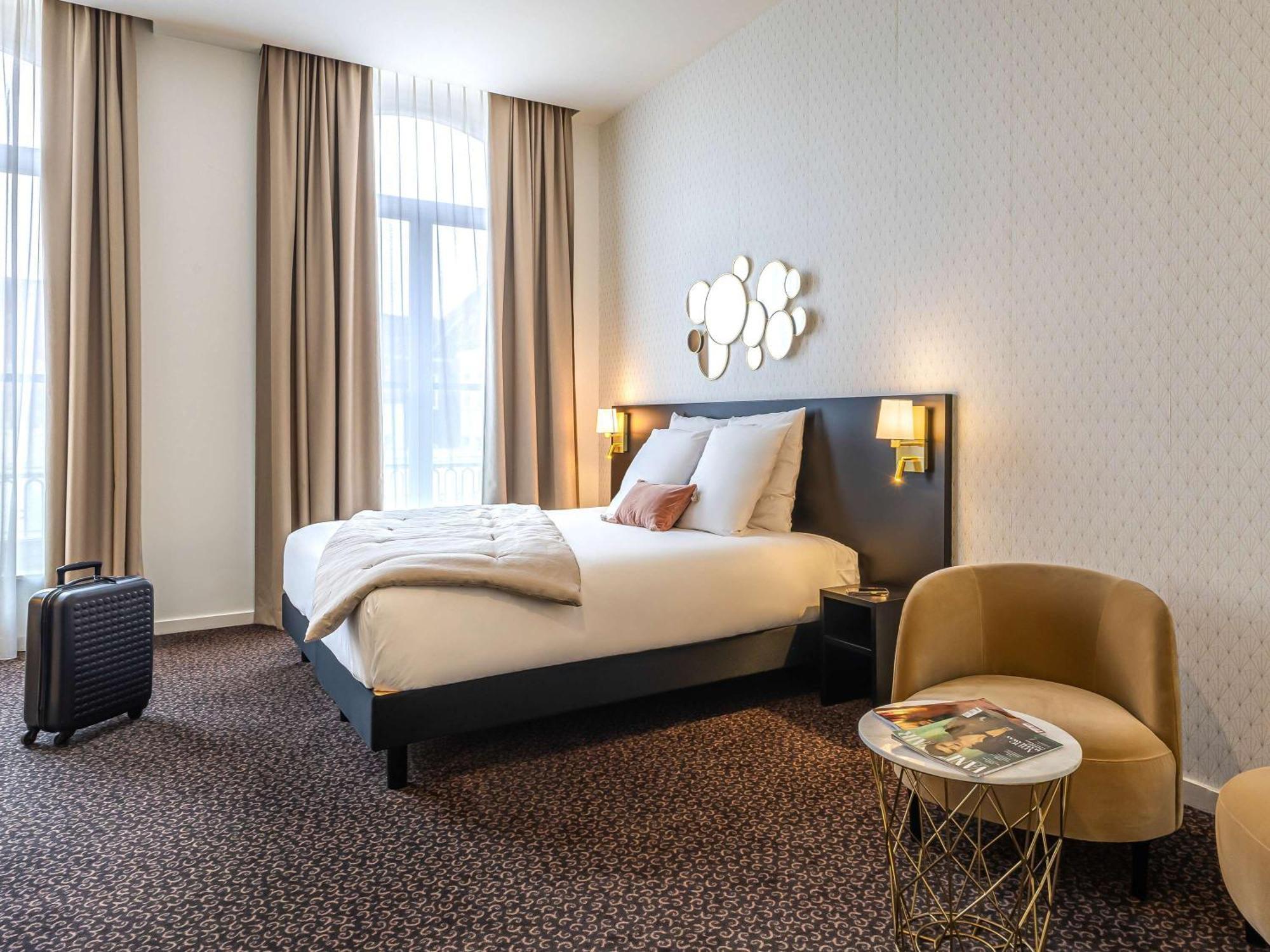 Mercure Lille Roubaix Grand Hotel מראה חיצוני תמונה