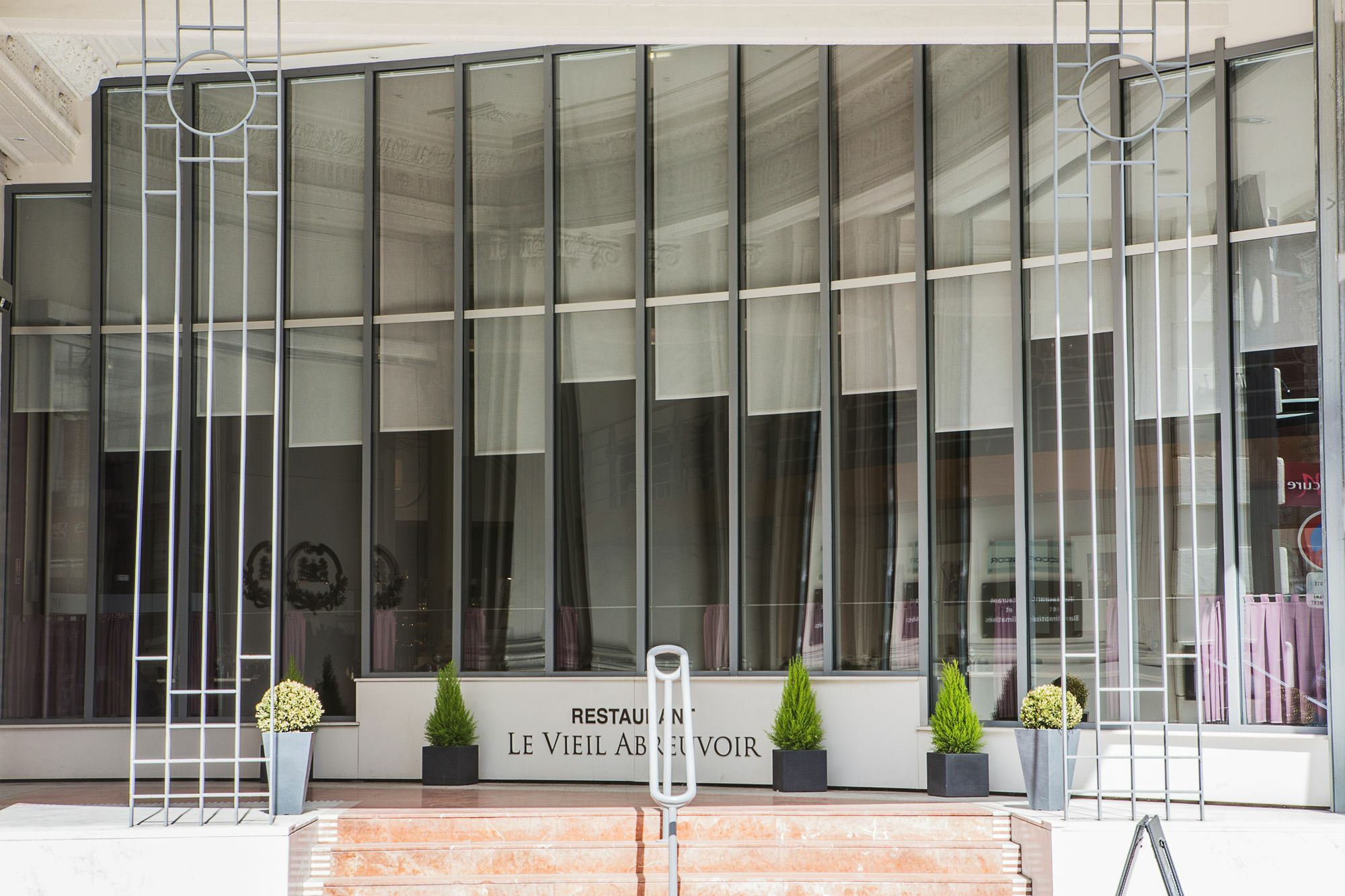 Mercure Lille Roubaix Grand Hotel מראה חיצוני תמונה